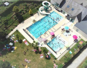 Chalet 3 étoiles - Piscine - eehaec
